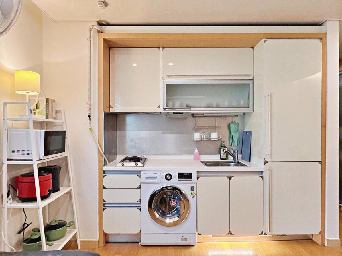 Warm 2br 1 Min From Subway * Seoul