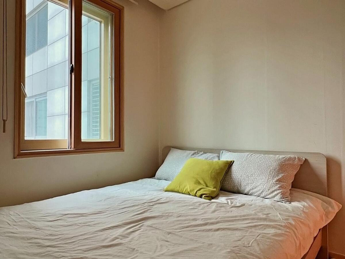 Apartment Warm 2br 1 Min From Subway Seoul